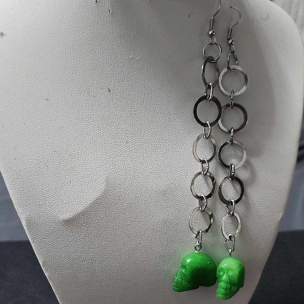 Handcrafted Green Agate Skull Link Dangle Earrings